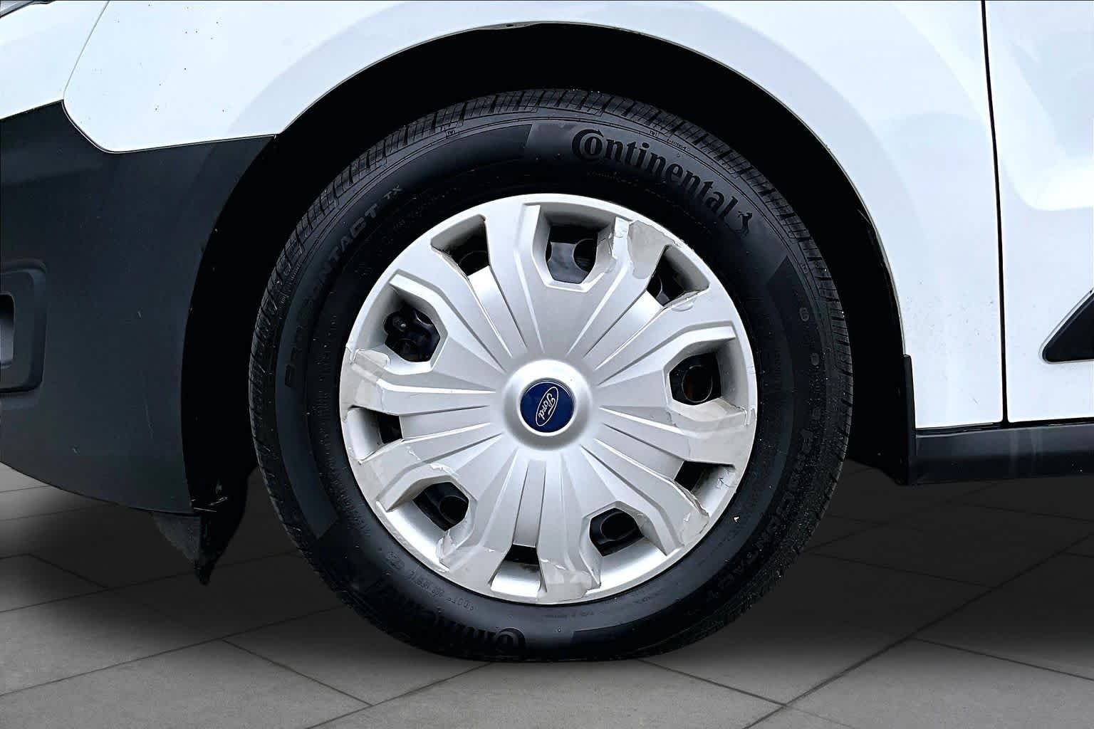 Used 2019 Frozen White Ford XL image 11