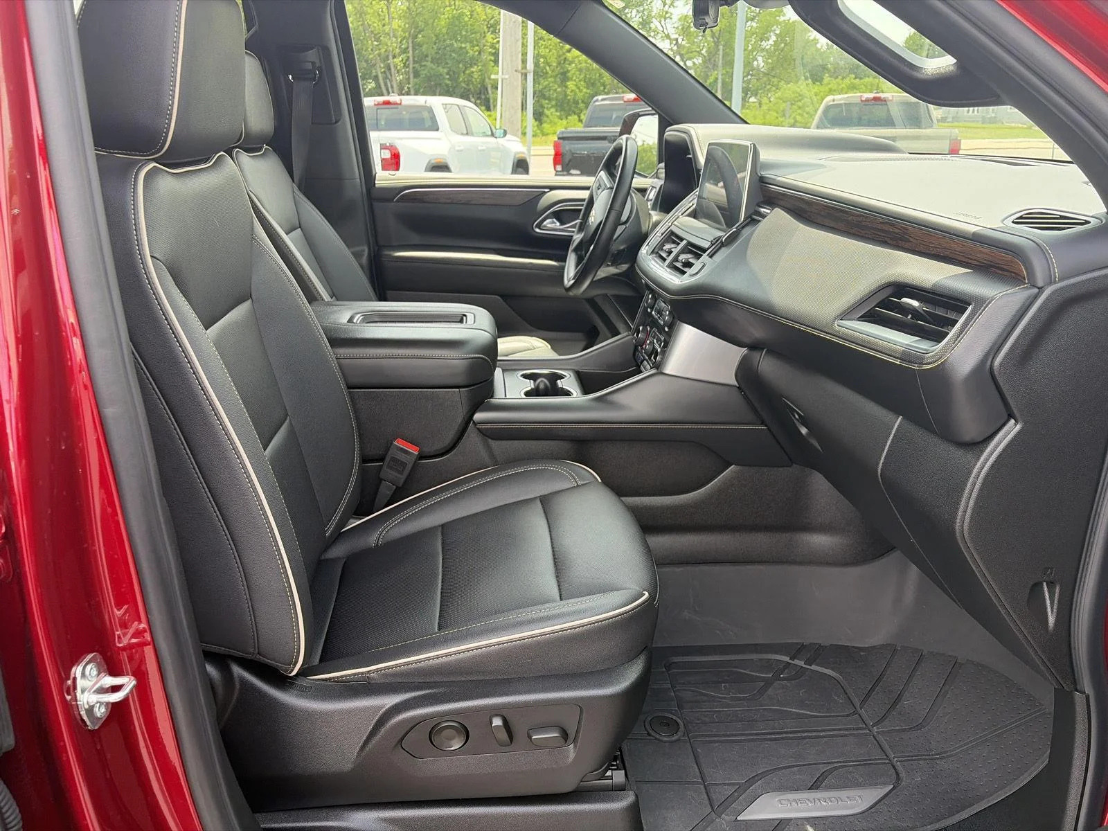 Used 2024 Radiant Red Tintcoat Chevrolet Premier image 18