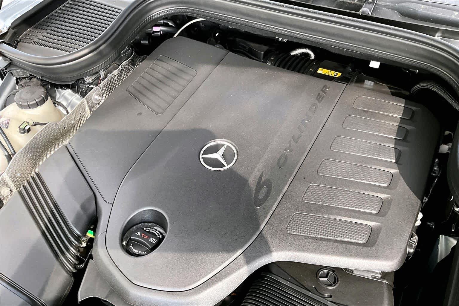 New 2026 Cirrus Silver Metallic Mercedes-Benz GLS 450 image 18