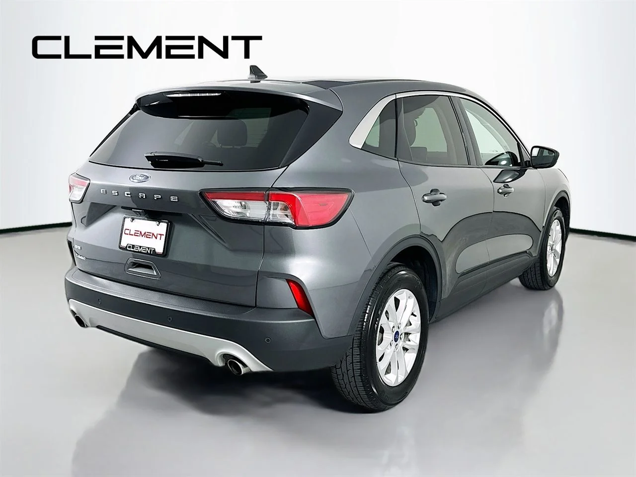 Certified Used 2022 Gray Metallic Ford SE image 7