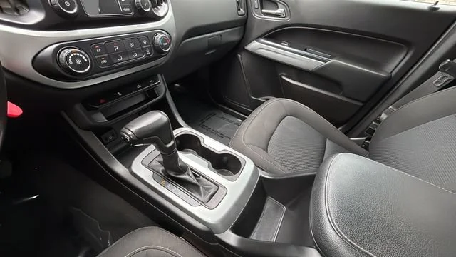 Used 2021 BLACK Chevrolet 2WD LT image 15