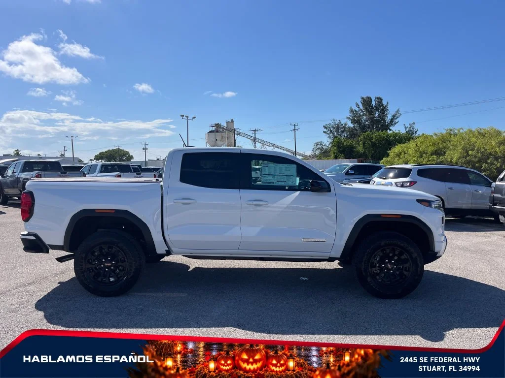 New 2026 Summit White GMC Elevation image 8