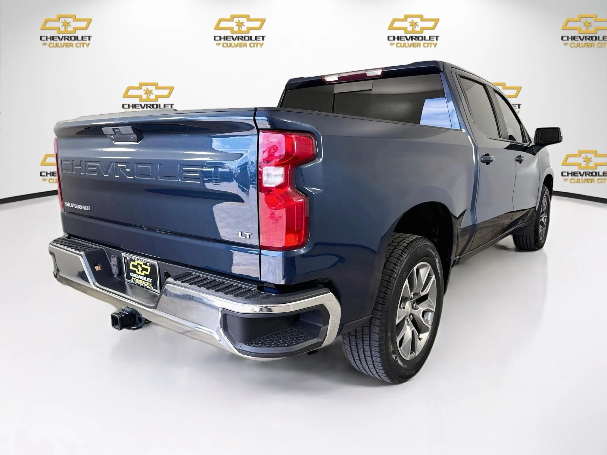 Used 2021 NORTHSKY BLUE METALLIC Chevrolet LT image 8