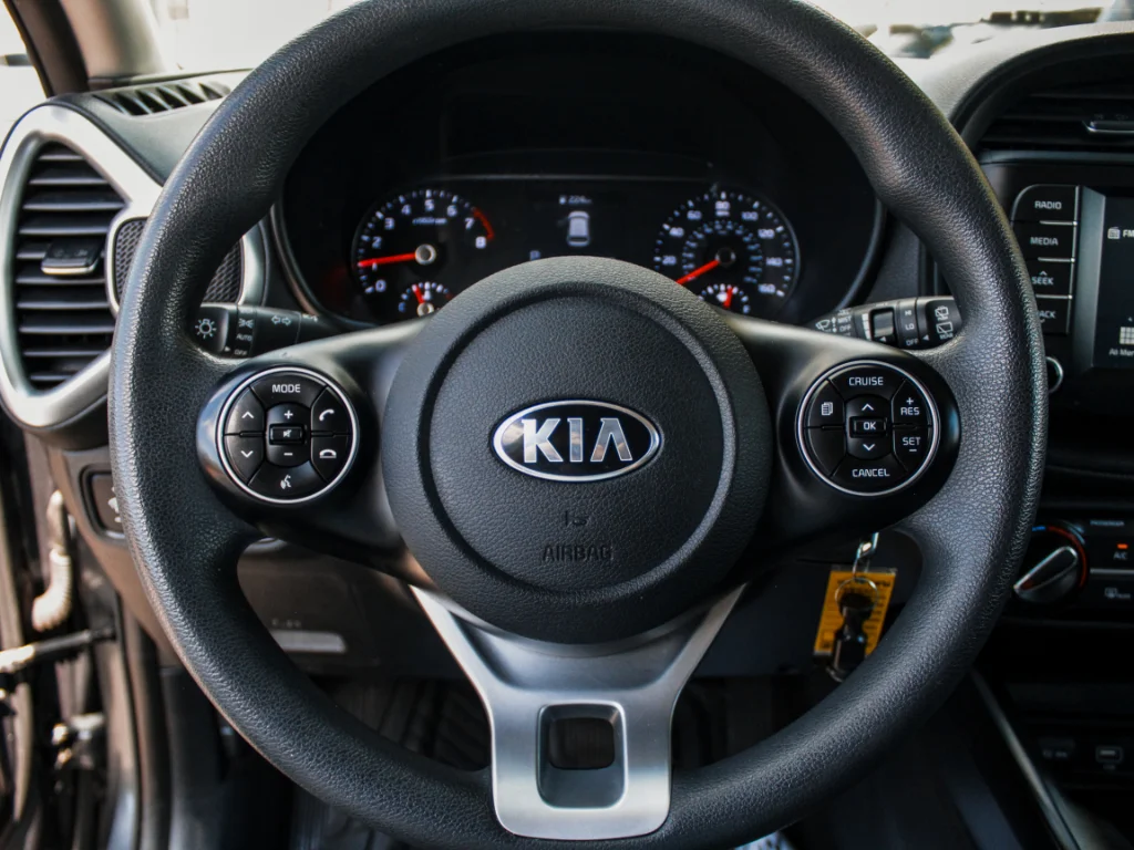 Used 2021 Gravity Gray Kia S image 12
