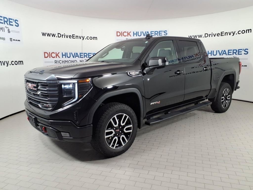 2024 GMC Sierra 1500 AT4