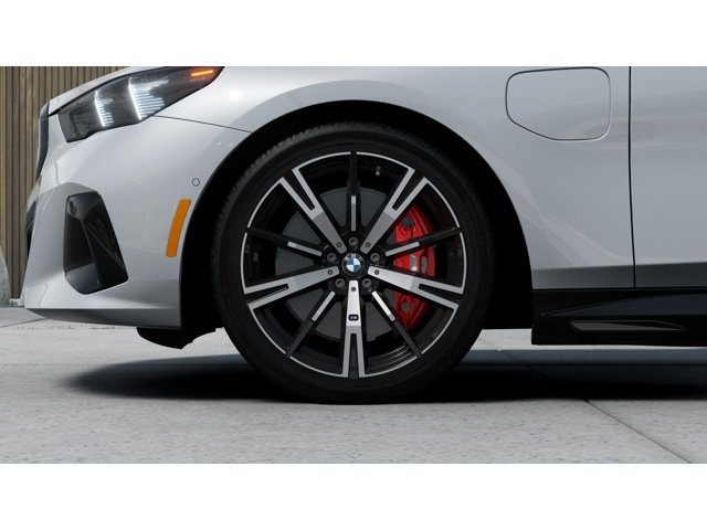 New 2027 Brooklyn Grey Metallic BMW  image 7