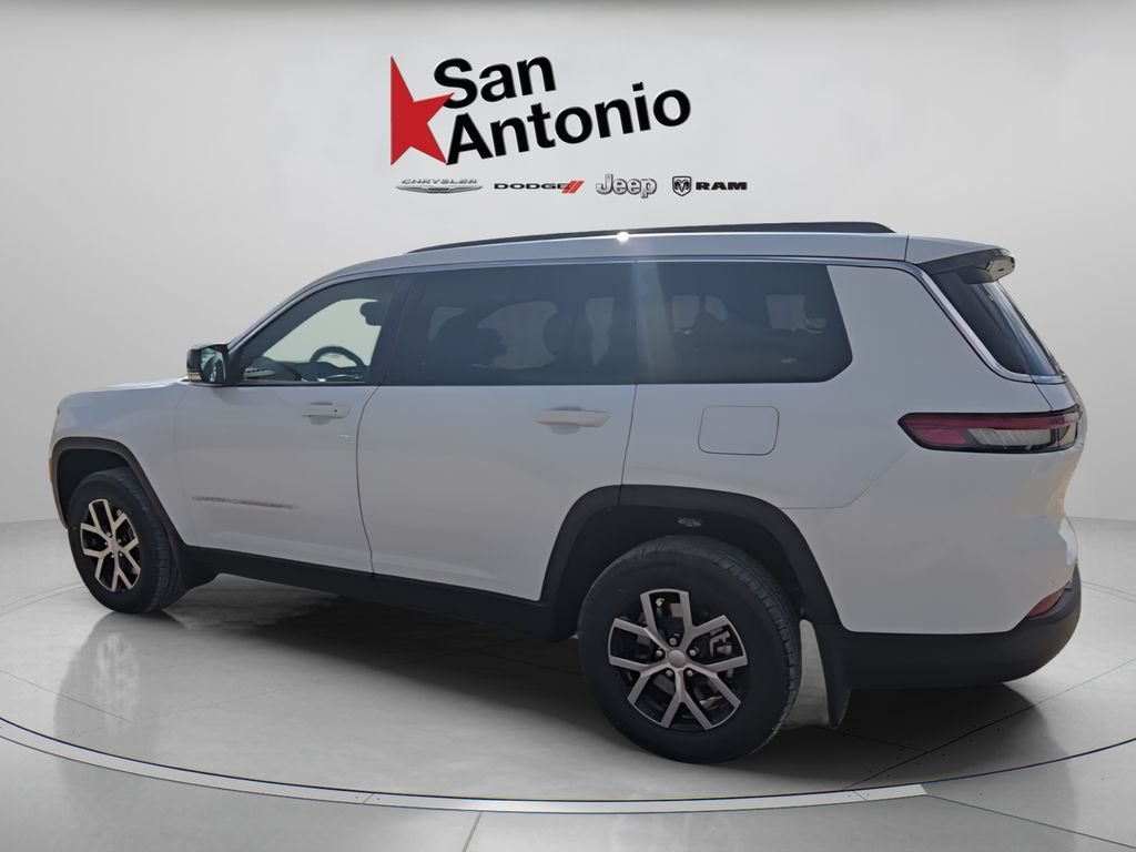 New 2025 Bright White Clear-Coat Exterior Paint Jeep Limited image 10