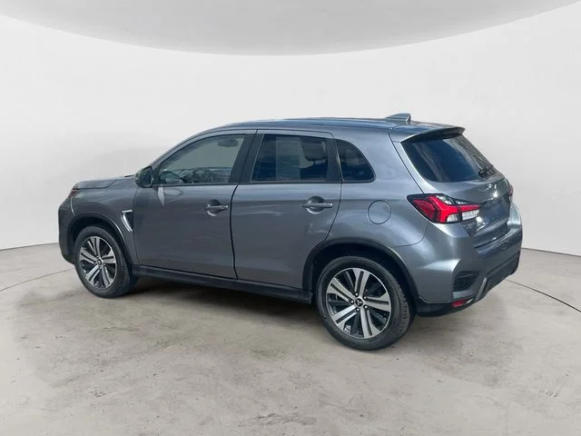 Used 2024 Silver Mitsubishi 2.0 ES image 3