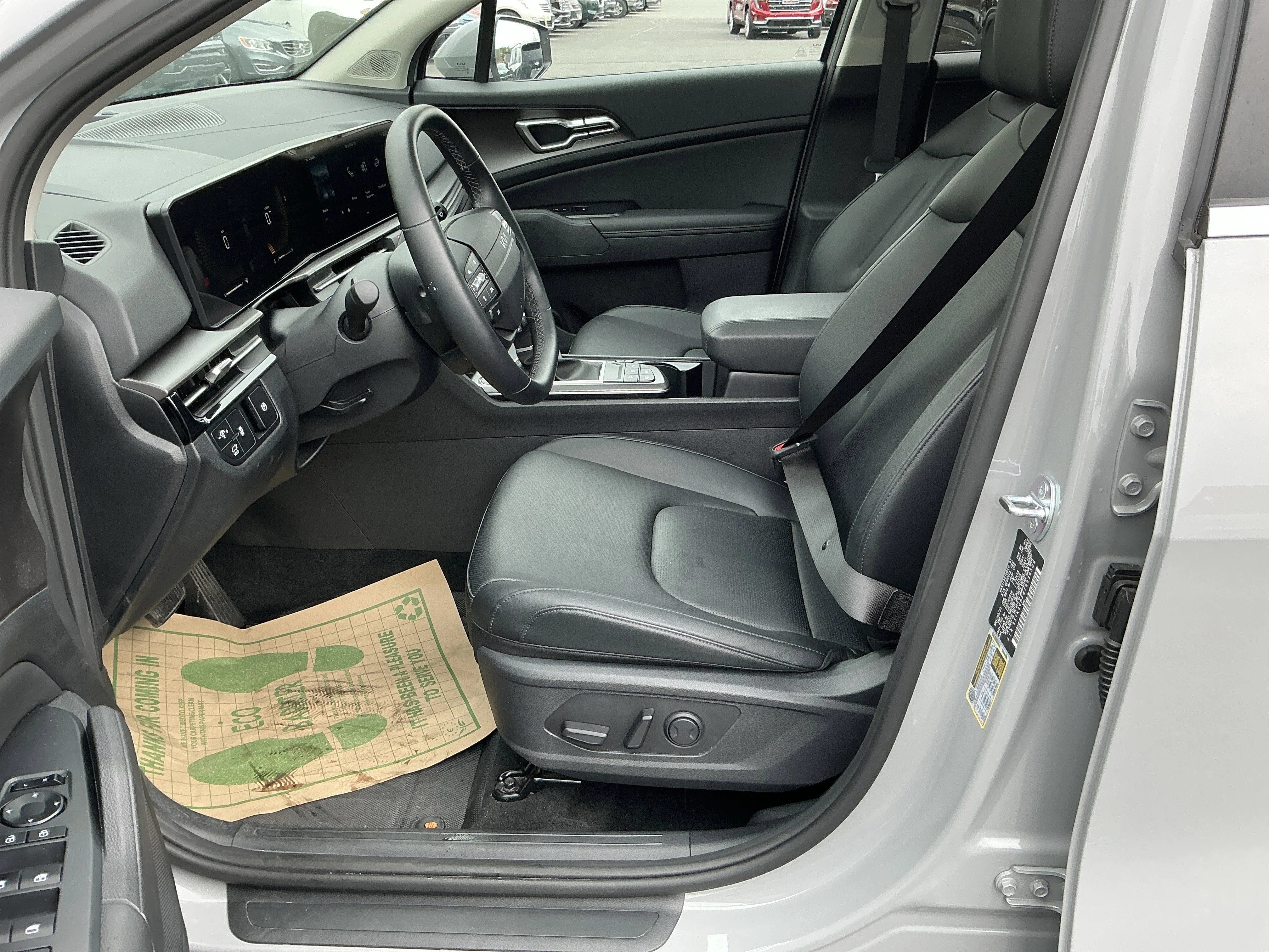 2026 Kia Sportage EX - Photo 15