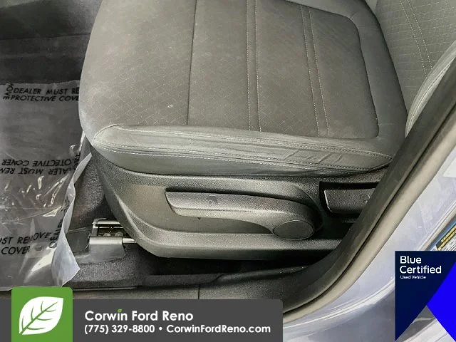 Used 2020 Everlasting Silver Kia LX image 22