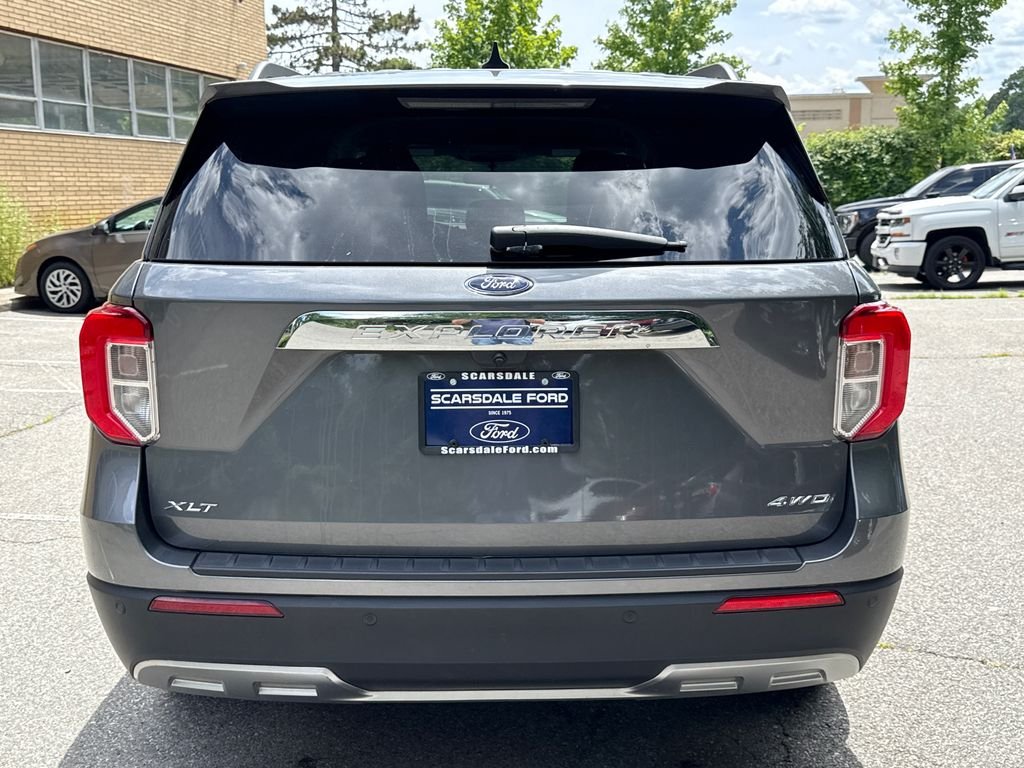 Used 2023 Gray Ford XLT image 4