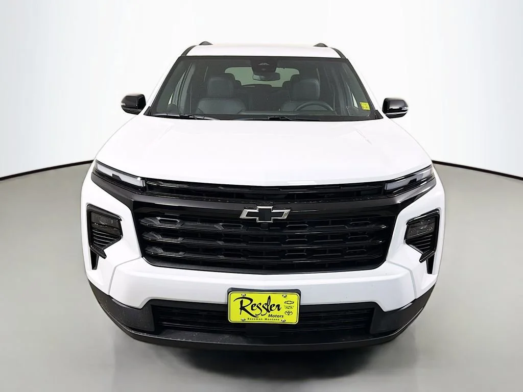 2026 Chevrolet Traverse LT - Photo 2