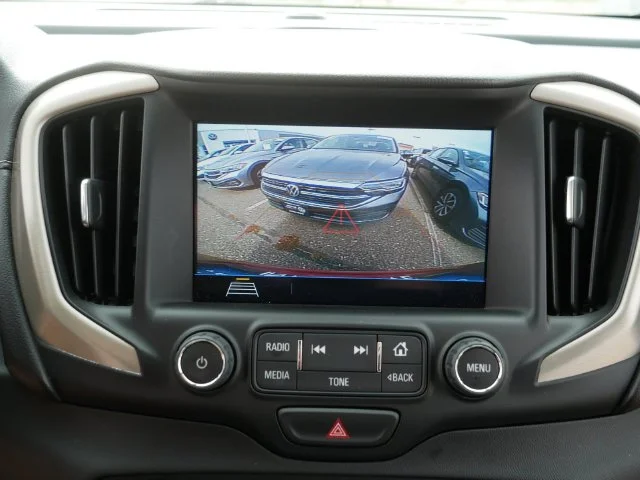 Used 2018 Red GMC Denali image 32