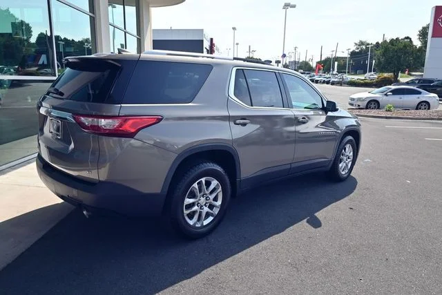 Used 2018 Gray Chevrolet LT image 10