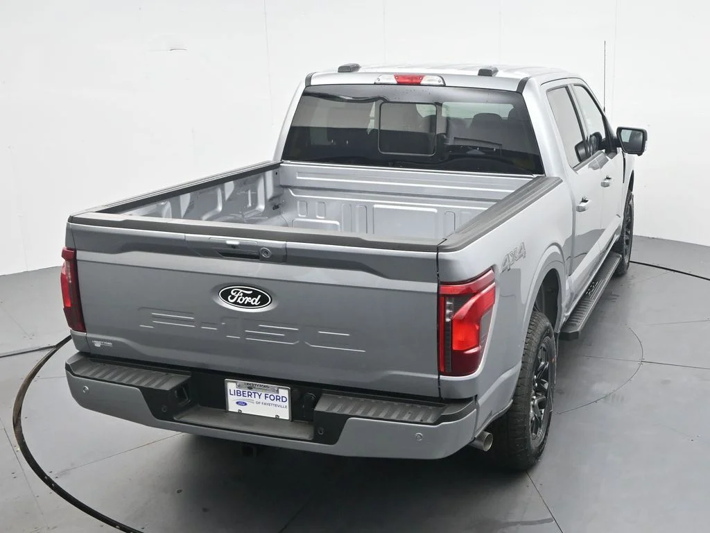New 2026 Iconic Silver Metallic Ford XLT image 28