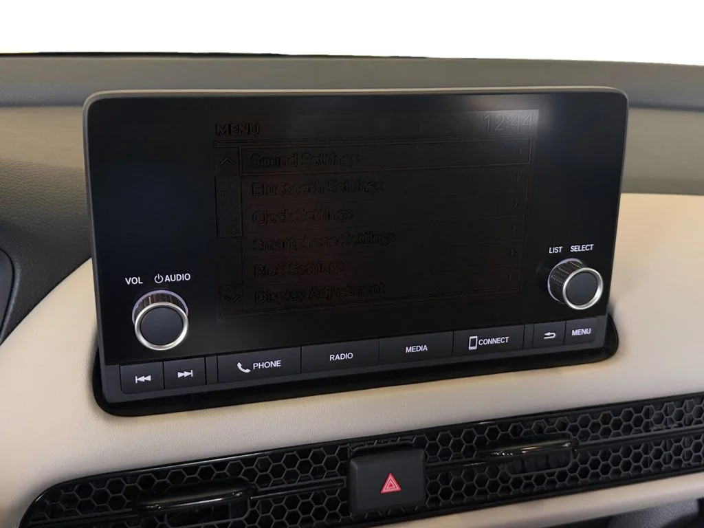 Used 2023  Honda LX image 12