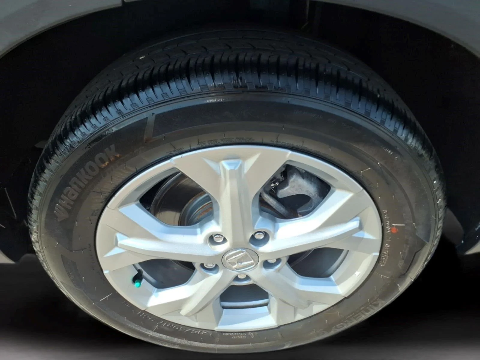 Used 2025 Modern Steel Metallic Honda LX image 10