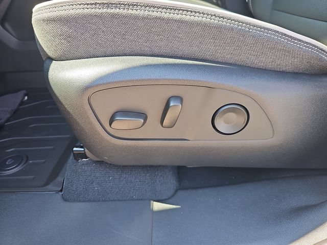 2026 GMC Sierra EV Elevation - Photo 21