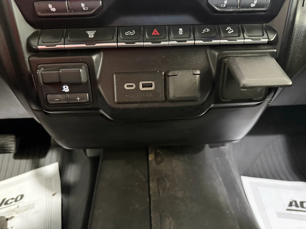 Used 2023 Summit White Chevrolet LT image 22