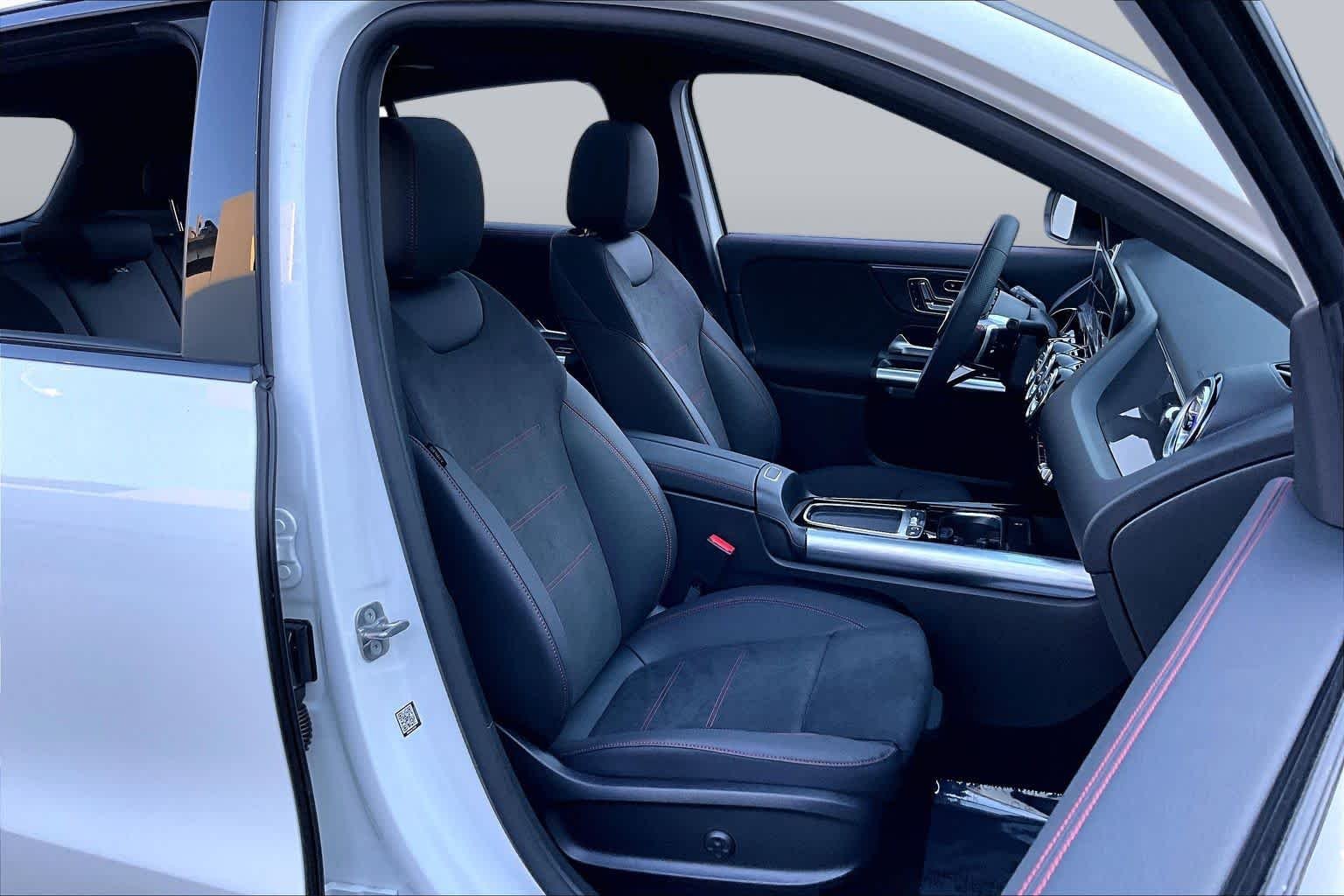 Used 2026 Polar White Mercedes-Benz GLA 250 image 9