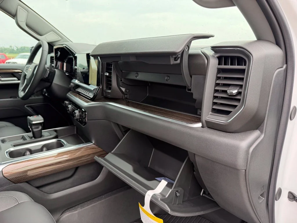 2026 Chevrolet Silverado 1500 LT - Photo 32