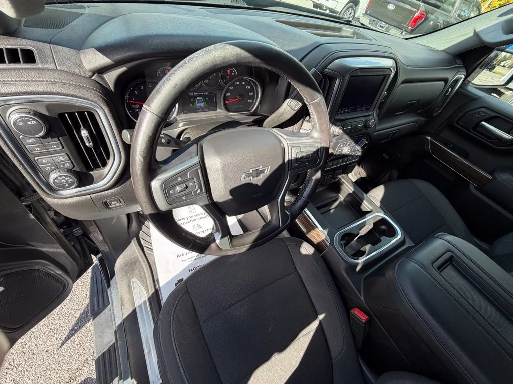 Used 2020 Gray Chevrolet RST image 12