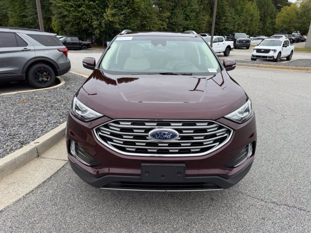 Used 2019 Red Ford SEL image 3