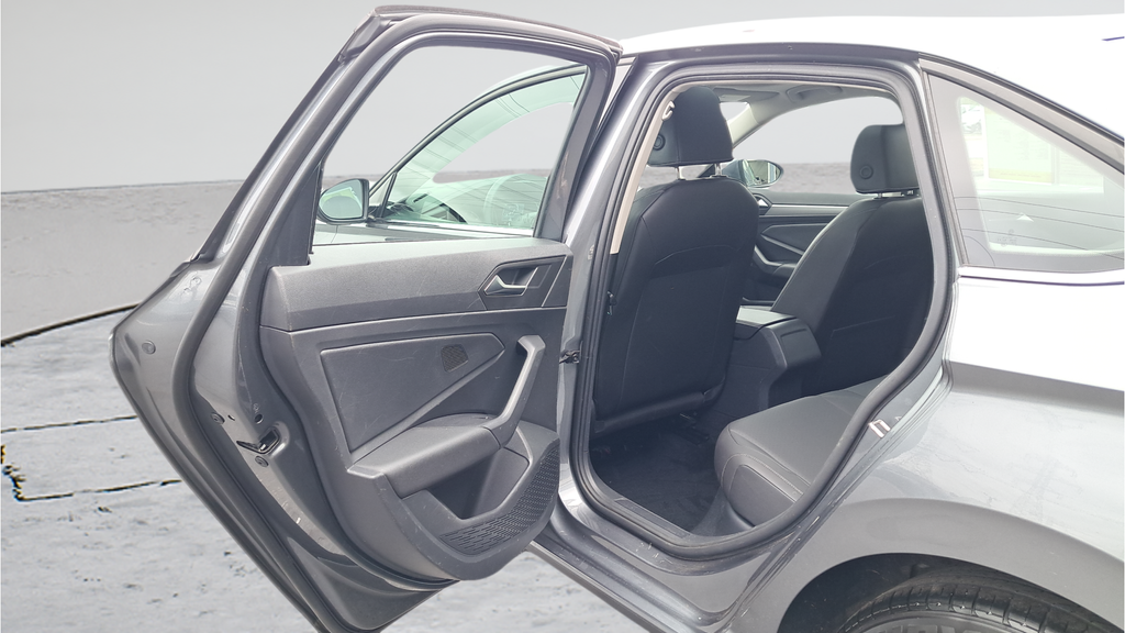 Used 2019 Gray Volkswagen 1.4T SE image 11