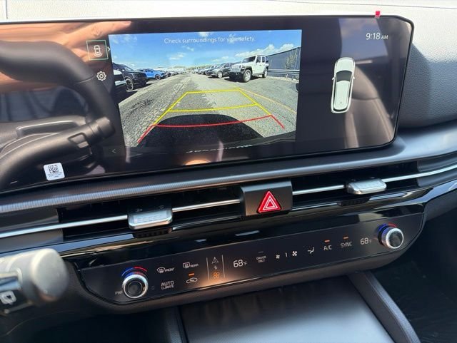 New 2026 Snow White Pearl Kia EX image 17