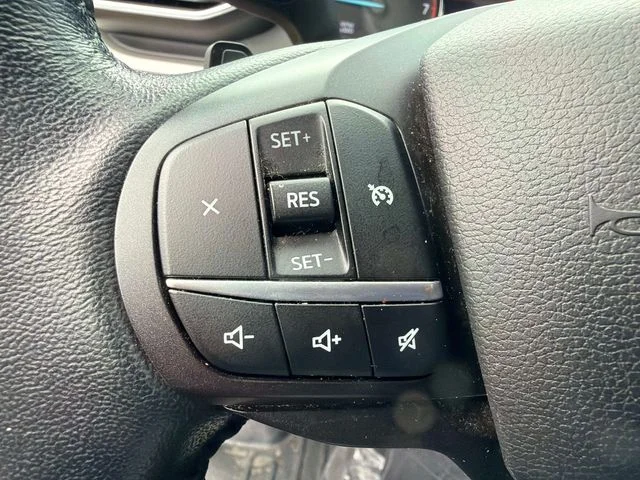 Used 2020 Black Ford XLT image 29