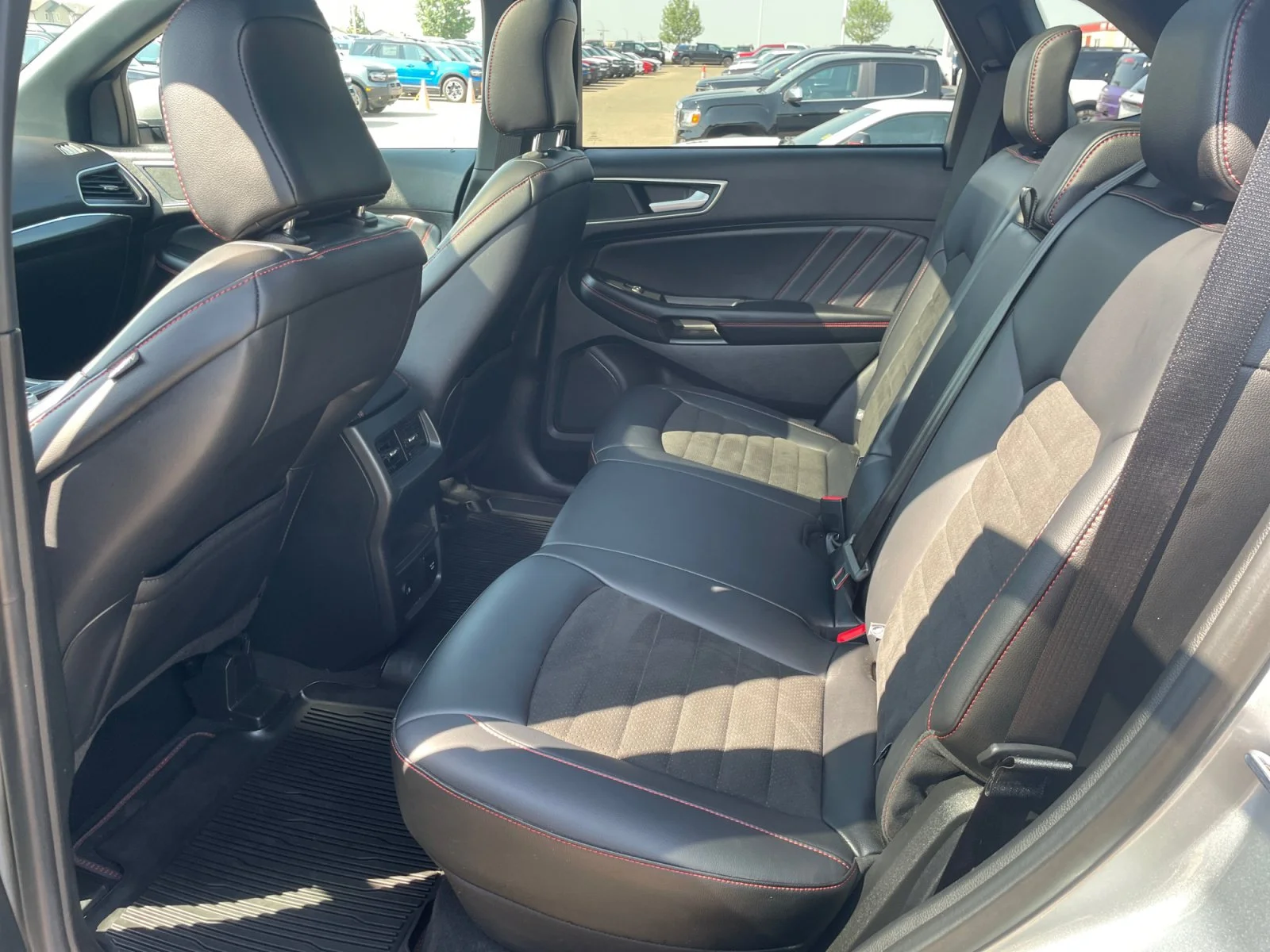 Used 2024 SILVER Ford ST LINE AWD image 19