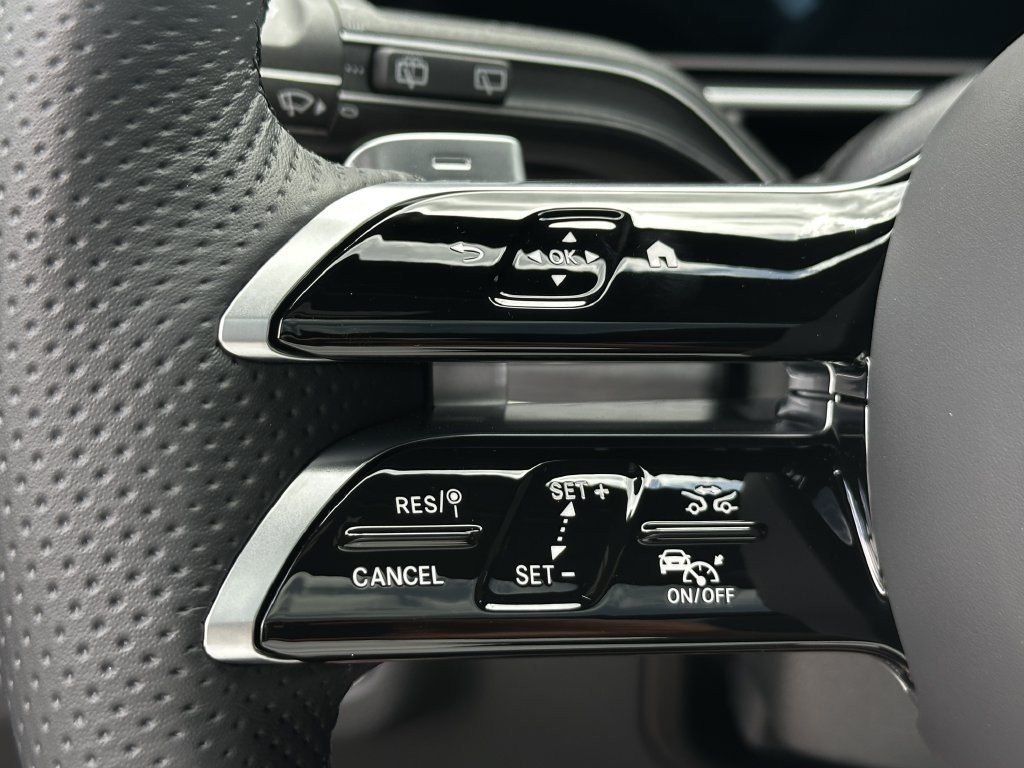 New 2026 MANUFAKTUR Silicon Grey Mercedes-Benz GLS 450 image 66
