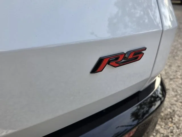 New 2026 Polar White Tricoat Chevrolet RS image 23