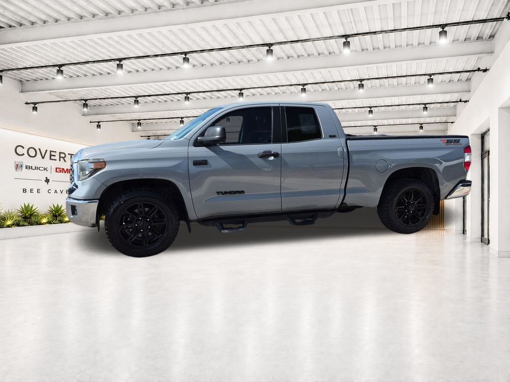 Used 2019 Gray Toyota SR5 image 5
