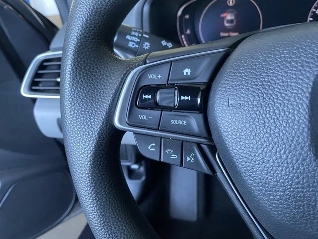 2018 Honda Accord LX - Photo 28