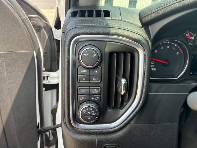 Used 2019 Beige Chevrolet LTZ image 21