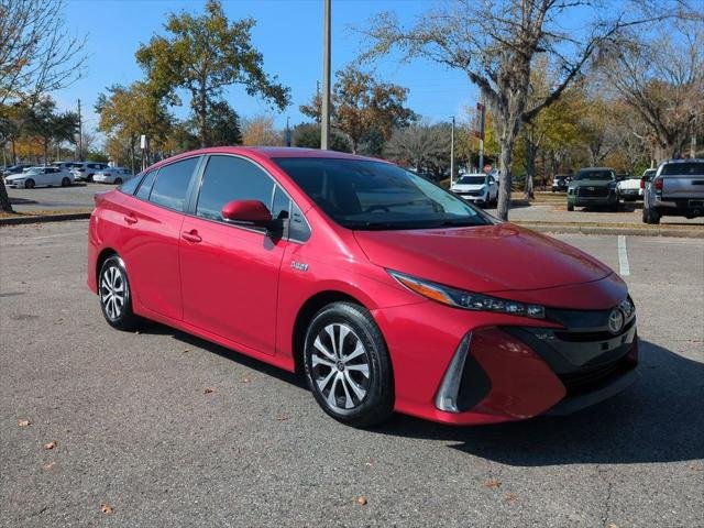Certified Used 2022 EMOTIONAL RED 2 Toyota  image 3