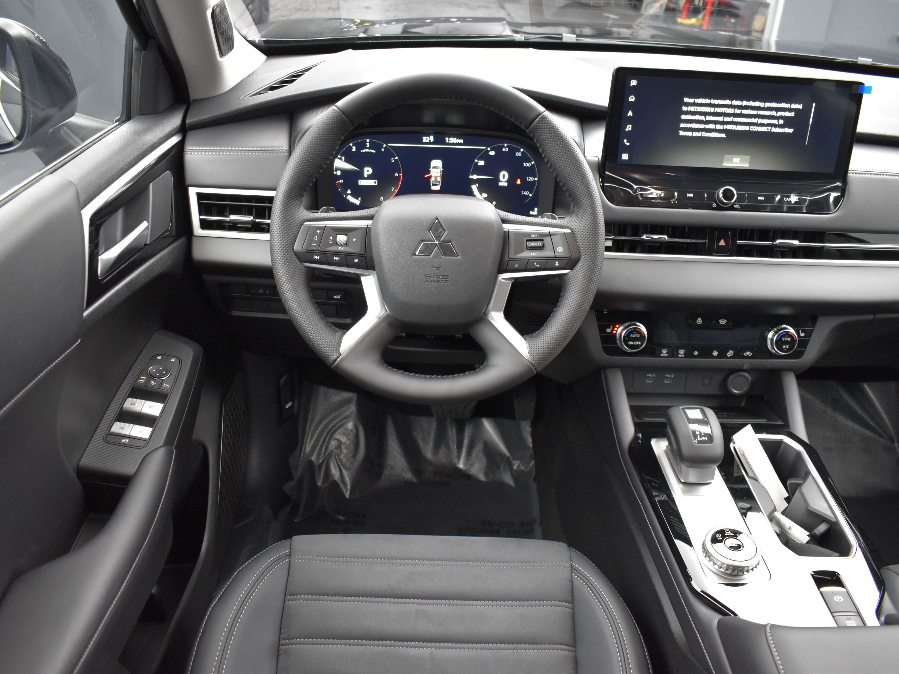 New 2026 Black Diamond Mitsubishi SE image 17
