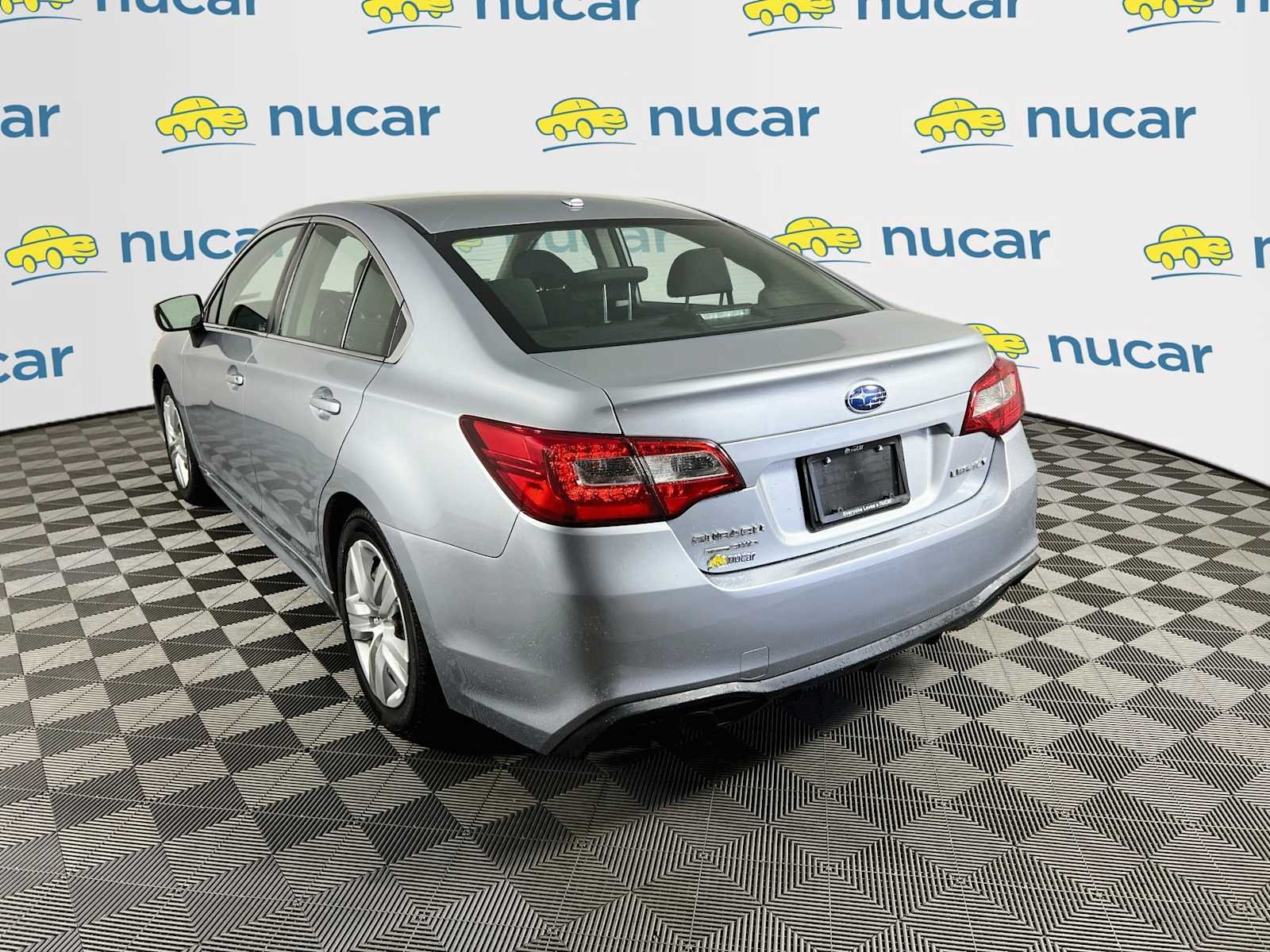 Used 2019 Ice Silver Metallic Subaru  image 5