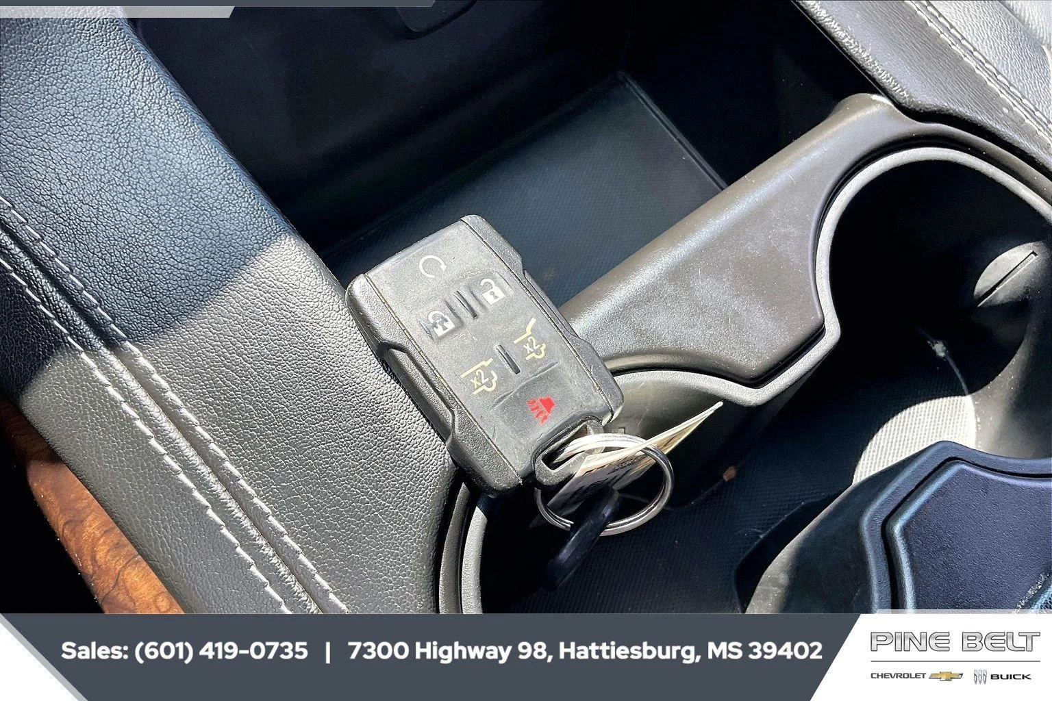 Used 2019 SHADOW GRAY METALLIC Chevrolet LT image 9