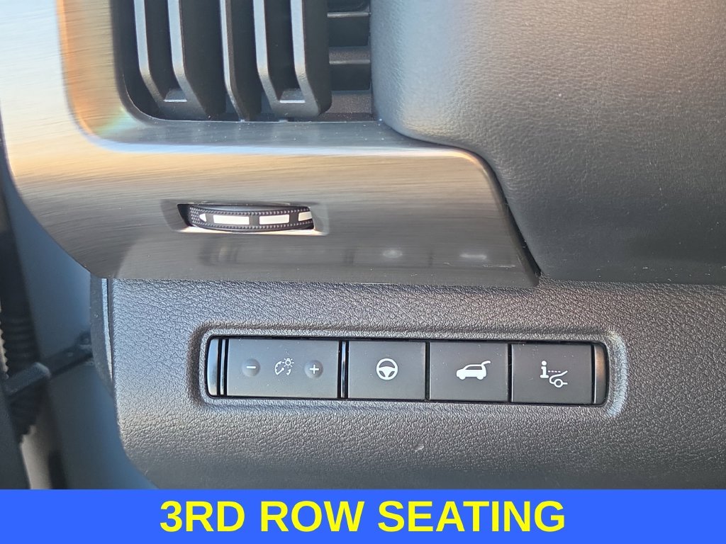 Used 2024 Gray Nissan Platinum image 20