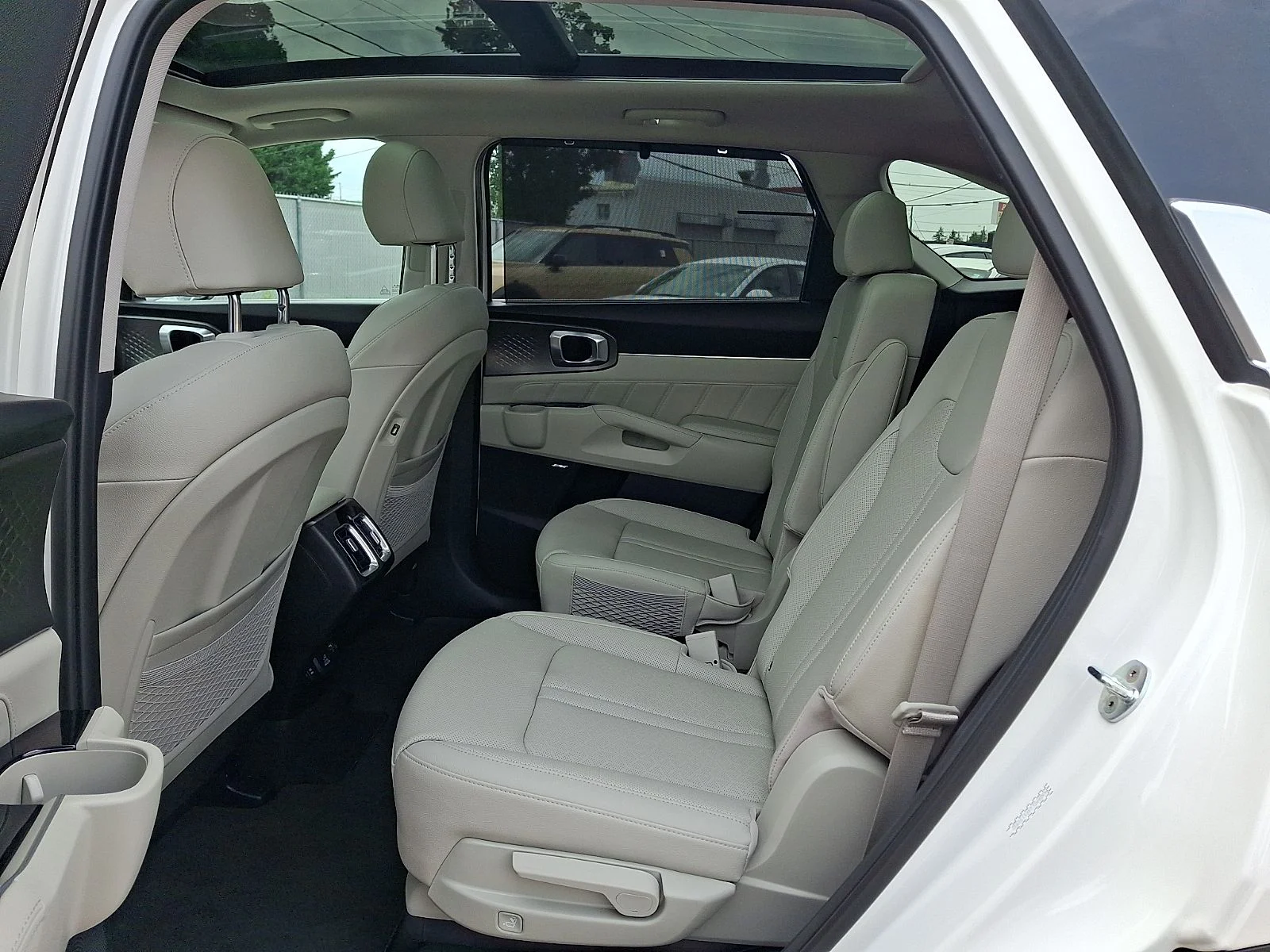 Certified Used 2023 White Kia SX Prestige image 10