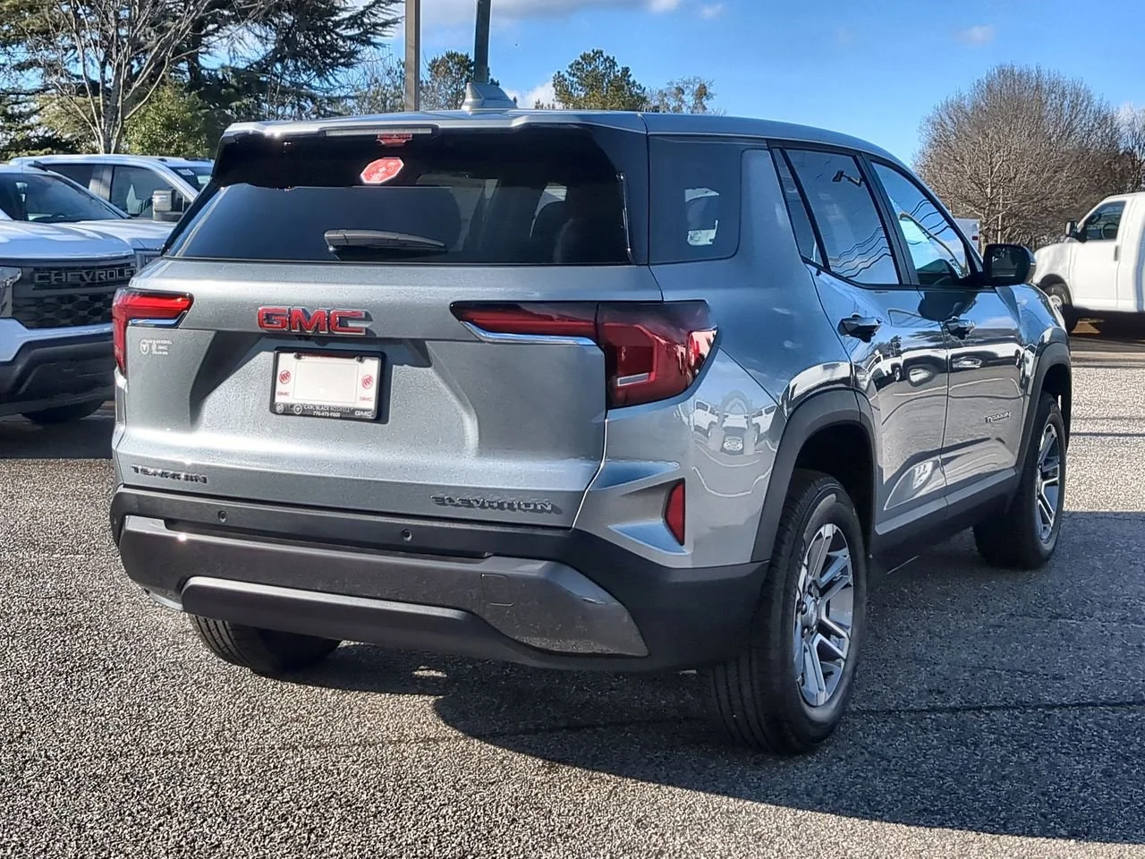 New 2026 Sterling Metallic GMC Elevation image 8