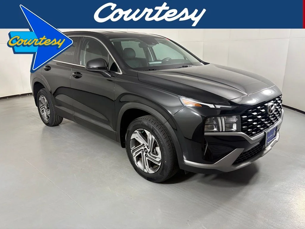 Used 2023 Black Hyundai SE image 1