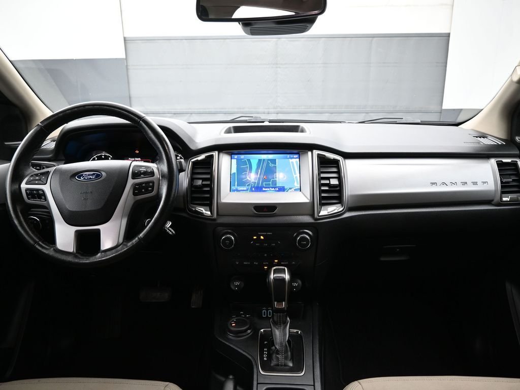 Used 2022 Silver Ford XLT image 26