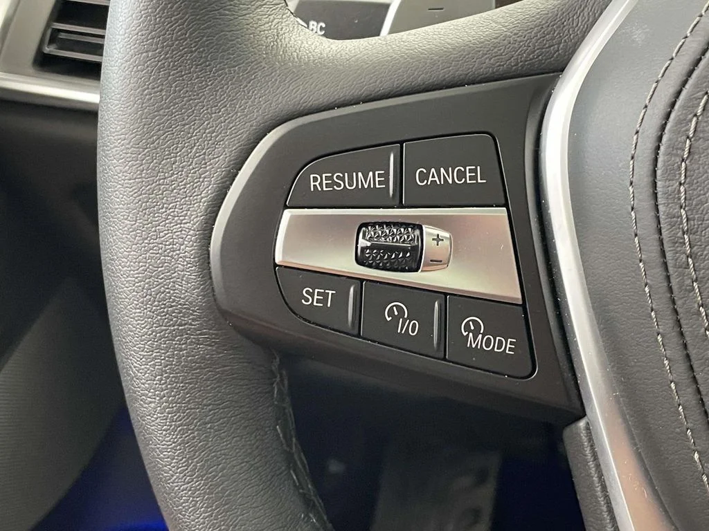 Certified Used 2026 Black BMW xDrive40i image 32