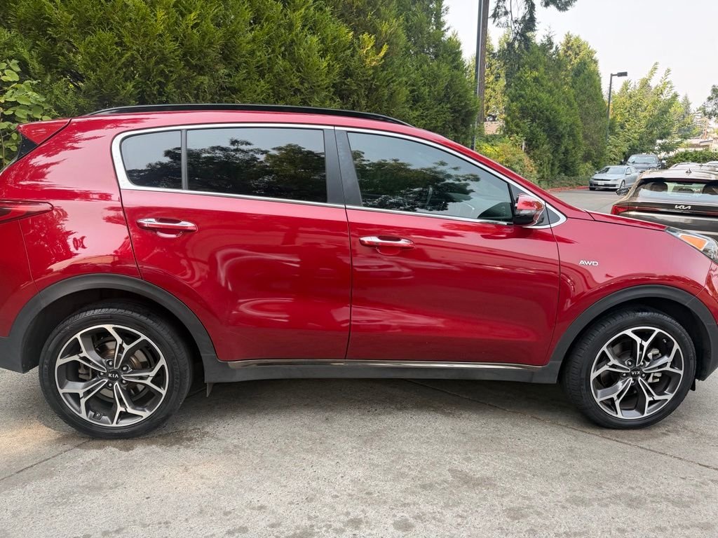 Used 2020 Hyper Red Kia SX image 2