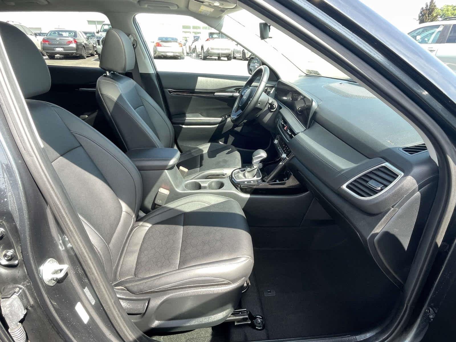 Used 2024 Gravity Gray Kia EX image 38