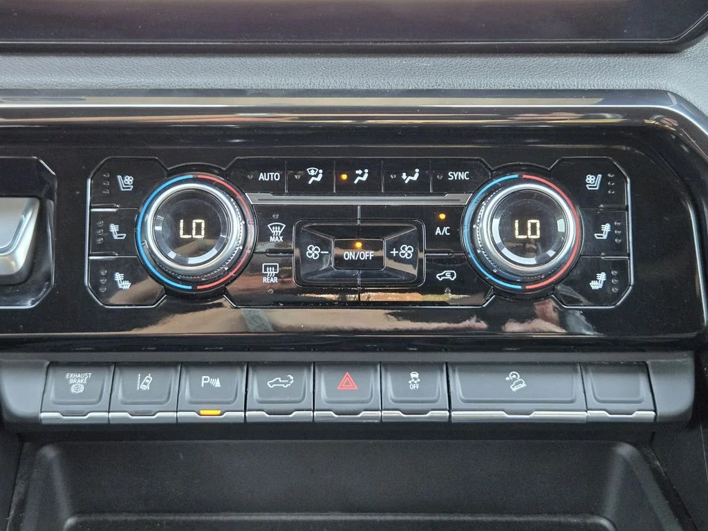 2024 GMC Sierra 2500HD AT4 - Photo 21
