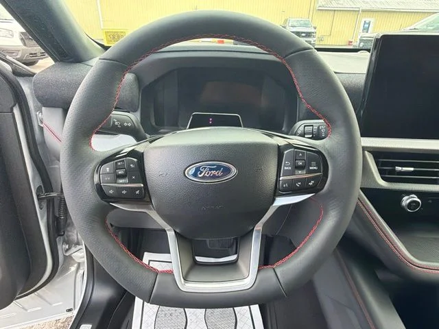 New 2026 Space White Metallic Ford ST-Line image 87